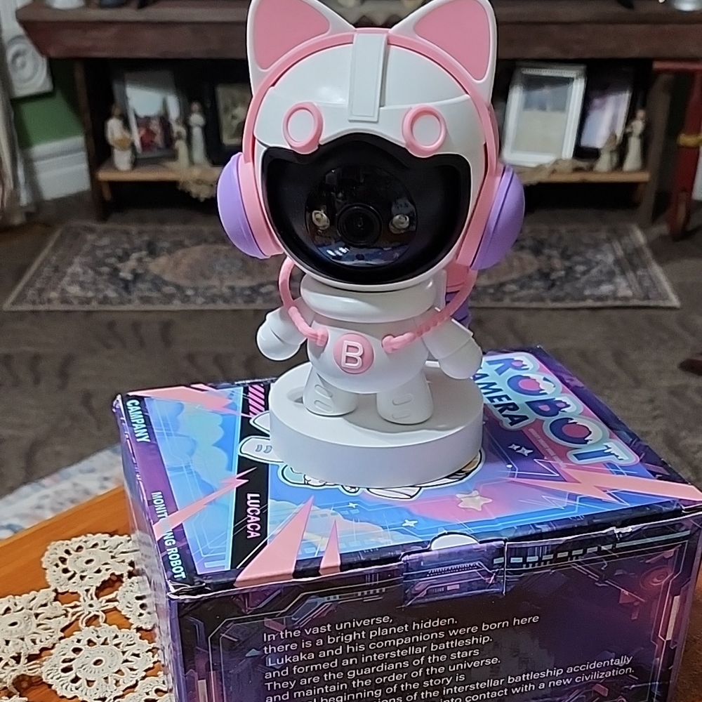 NEW Wireless IP Little Robot Camera  W/ Monitor wifi 2.4G/5G